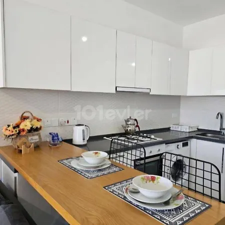 Ceasar Consus Lejlighed *