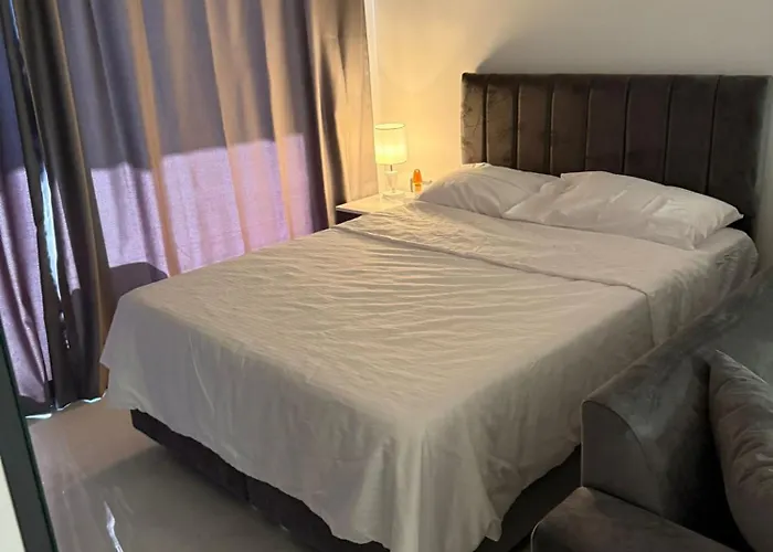 Ceasar Consus Apartmán Aglantzia